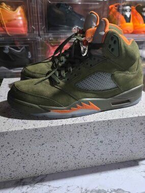 Jordan 5 Gatorade Mens size 11 Brand new